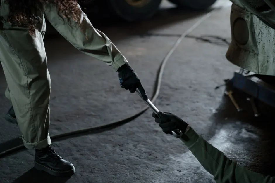 Best Time to Replace Garage Door Springs in Alabama